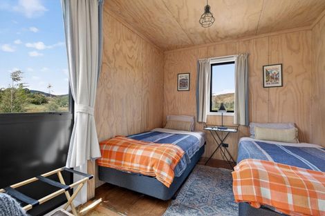 Photo of property in 1535a Teviot Road, Millers Flat, Roxburgh, 9572