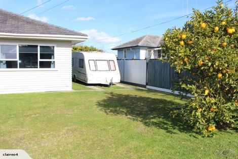 Photo of property in 8 Vardon Road, St Andrews, Hamilton, 3200