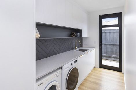 Photo of property in 42 Grayshott Avenue, Casebrook, Christchurch, 8051