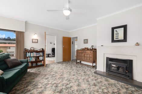 Photo of property in 4 Mana View Road, Paremata, Porirua, 5026