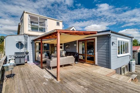 Photo of property in 3 Nelson Street, Waipukurau, 4200