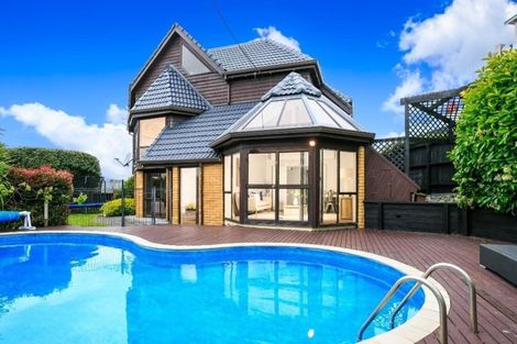 Photo of property in 1/75 Castor Bay Road, Castor Bay, Auckland, 0620