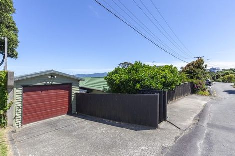 Photo of property in 12 Karekare Road, Raumati South, Paraparaumu, 5032