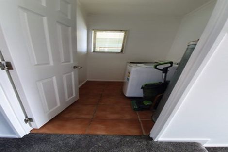 Photo of property in 36 Jade Avenue, Pakuranga Heights, Auckland, 2010