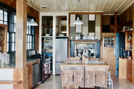 Photo of property in 7 James Road, Maungaturoto, 0587