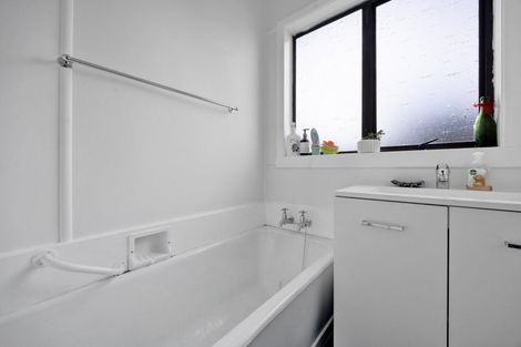 Photo of property in 1a Brookes Street, Inglewood, 4330