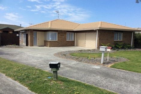 Photo of property in 38 Pacific View Road, Papamoa Beach, Papamoa, 3118