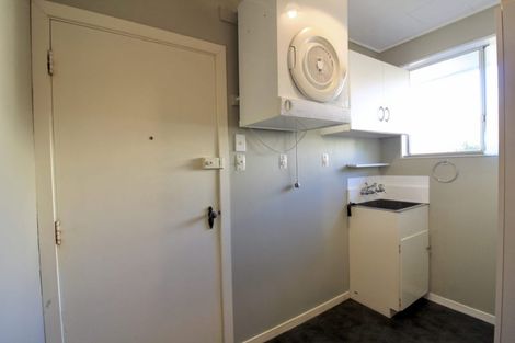 Photo of property in 1/19 Parkvale Road, Karori, Wellington, 6012