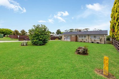 Photo of property in 65 Sandspit Road, Waiuku, 2123