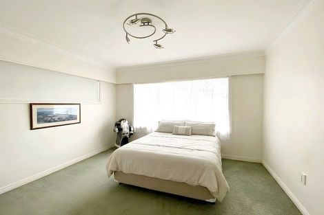 Photo of property in 24 Buckingham Crescent, Manukau, Auckland, 2025