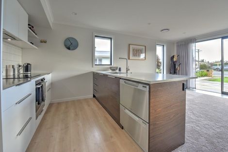 Photo of property in 17 Waverley Street, East Gore, Gore, 9710