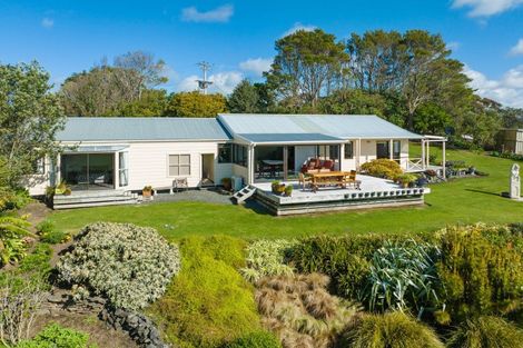 Photo of property in 62 Atkins Road, Portland, Whangarei, 0178