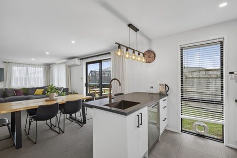 Photo of property in 95 Princess Street, Waitara, 4320