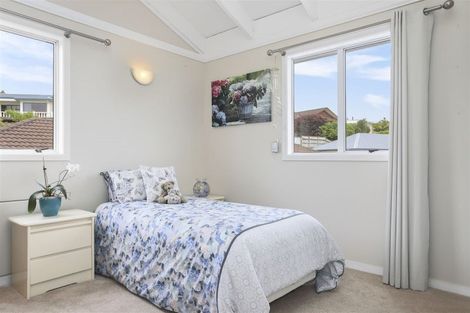 Photo of property in 12 Bilkey Avenue, Pukekohe, 2120