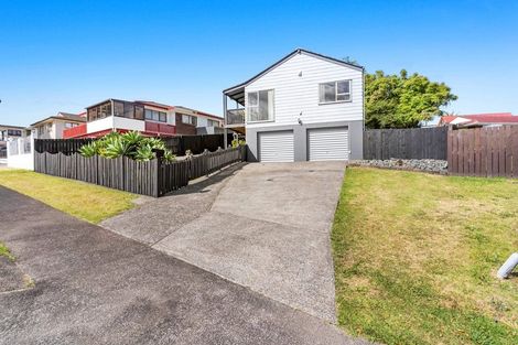 Photo of property in 152 Everglade Drive, Totara Heights, Auckland, 2105