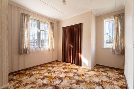 Photo of property in 76 Mckillop Street, Ranui, Porirua, 5024