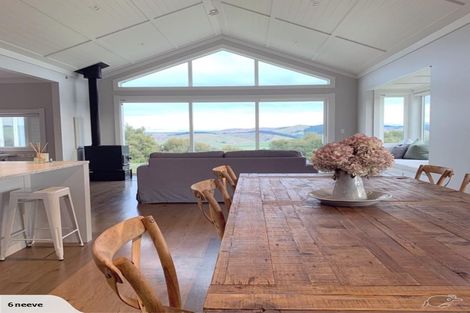 Photo of property in 14 Heipipi Drive, Eskdale, Napier, 4182