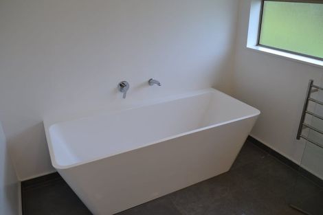 Photo of property in 74 Tarrant Road, Helensville, 0875