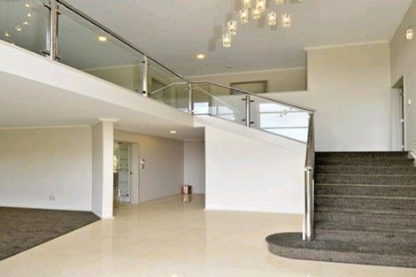 Photo of property in 11 Henriette Place, The Gardens, Auckland, 2105