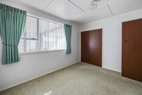 Photo of property in 27 Davidson Street, Hawera, 4610