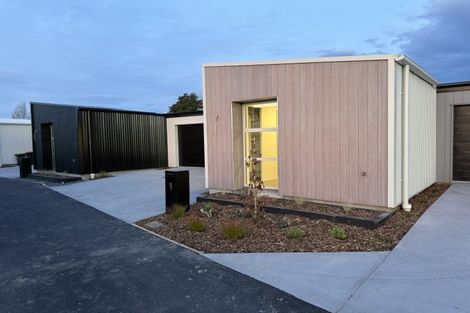 Photo of property in 3 Tieke Lane, Halswell, Christchurch, 8025