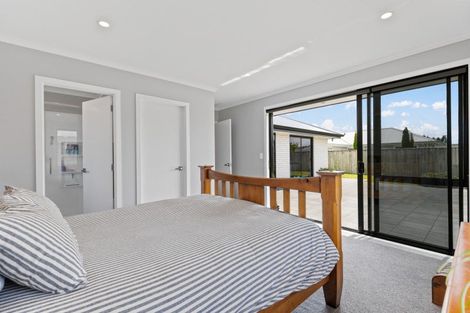 Photo of property in 21 Huka Heights Drive, Rangatira Park, Taupo, 3330