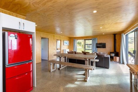 Photo of property in 574 Tora Farm Settlement Road, Tora, Martinborough, 5782