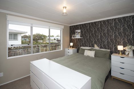 Photo of property in 22 Kupe Drive, Carterton, 5713