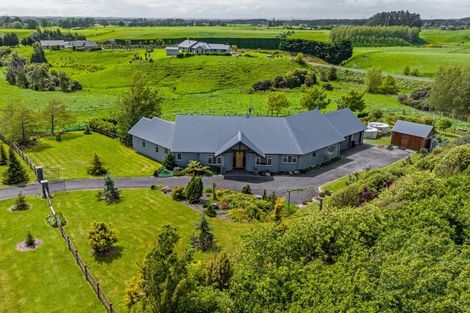 Photo of property in 9 Orakei Road, Kelvin Grove, Palmerston North, 4470