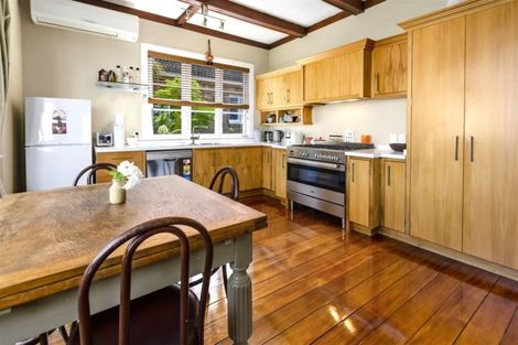 Photo of property in 20 Eversleigh Road, Belmont, Auckland, 0622