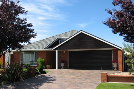 Photo of property in 3 Thoresby Mews, Avonhead, Christchurch, 8042