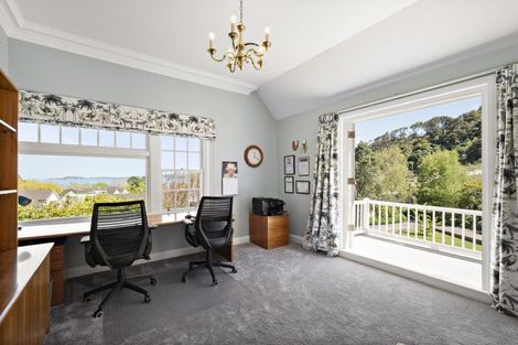 Photo of property in 60 Cheviot Road, Lowry Bay, Lower Hutt, 5013