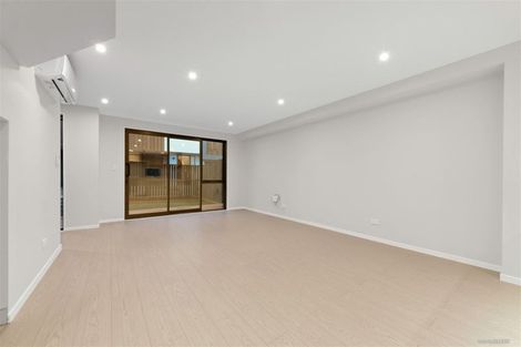 Photo of property in 8/17 Parker Avenue, New Lynn, Auckland, 0600