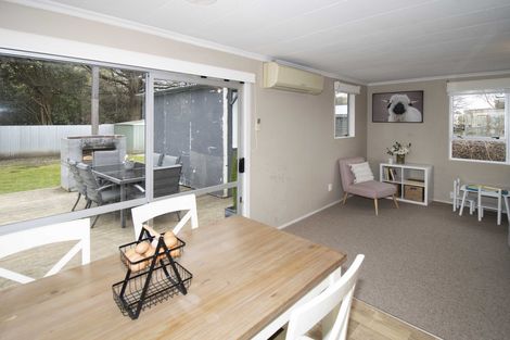 Photo of property in 22 Kupe Drive, Carterton, 5713