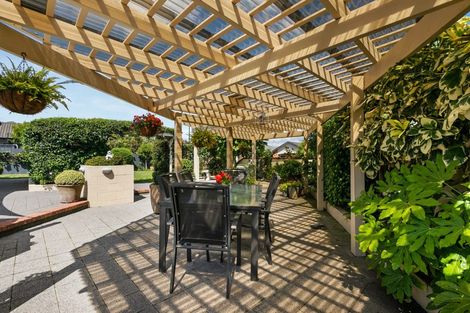 Photo of property in 22 Manor Park Drive, Pyes Pa, Tauranga, 3112