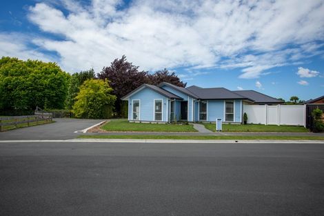 Photo of property in 25 Haughey Drive, Mairehau, Christchurch, 8052