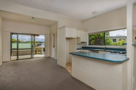 Photo of property in 10 Yorke Road, Haruru, 0204