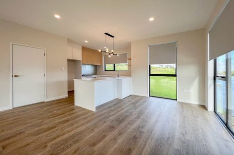 Photo of property in 39 Kapehu Road, Silverdale, 0932