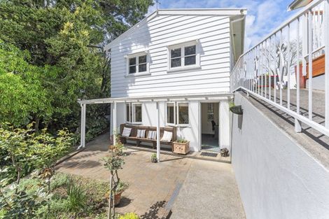 Photo of property in 17 Frank Wilson Terrace, Welbourn, New Plymouth, 4312