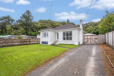 Photo of property in 123 Wellington Road, Wainuiomata, Lower Hutt, 5014