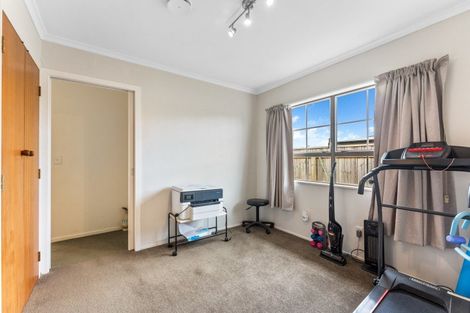 Photo of property in 8 Cambridge Street, Pahiatua, 4910