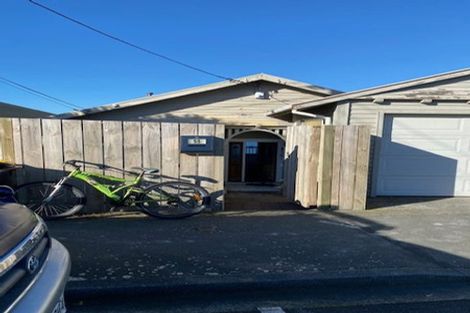 Photo of property in 55 Overtoun Terrace, Hataitai, Wellington, 6021