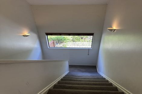 Photo of property in 1/15 Mandica Place, Sunnynook, Auckland, 0632