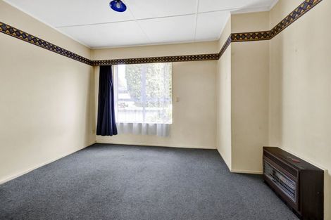 Photo of property in 18 Cameron Street, Hawera, 4610