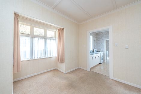 Photo of property in 10 Godwin Crescent, College Estate, Whanganui, 4500