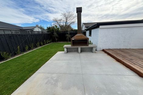 Photo of property in 2/7 Roa Road, Fendalton, Christchurch, 8041