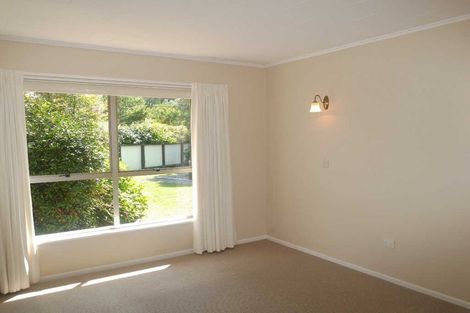 Photo of property in 9 Alexander Street, Waikanae, 5036
