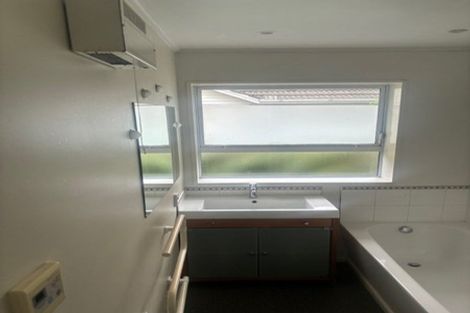 Photo of property in 6 Hounslow Street, Ilam, Christchurch, 8041