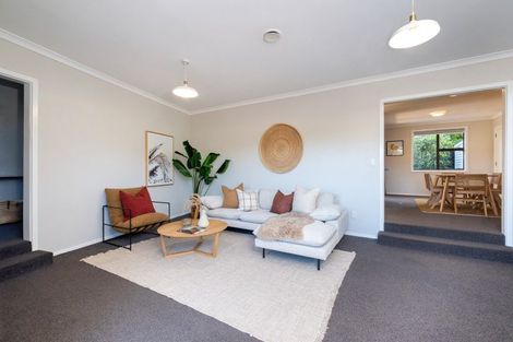 Photo of property in 23 Kent Terrace, Taradale, Napier, 4112
