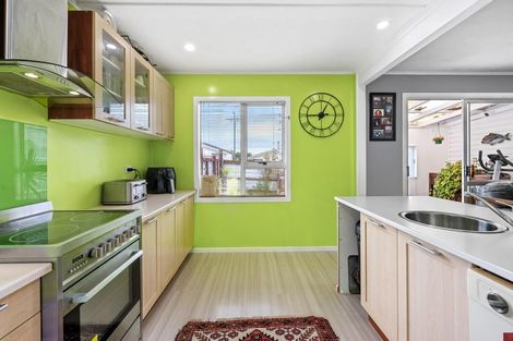 Photo of property in 8 Rangiora Street, Mangakino, 3421